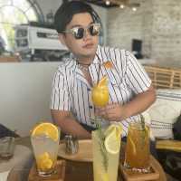 The Lunar Beach House วิวสวยหลักล้าน