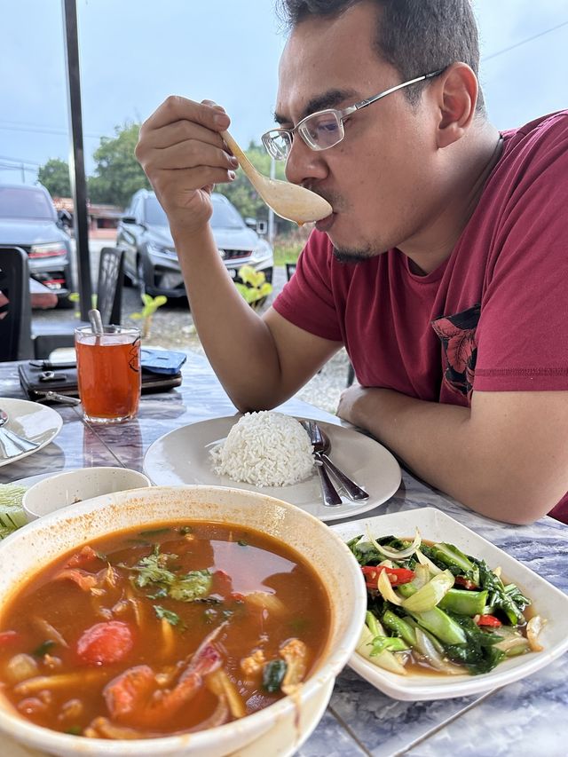MUST TRY NEWLY OPEN - SANTHAI CAFE 🍽️ 