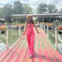 บัวแก้วคาเฟ่ พร็อบเยอะ ถ่ายรูปจุใจ