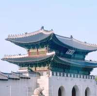 Discover Gyeongbokgung palace in Korea