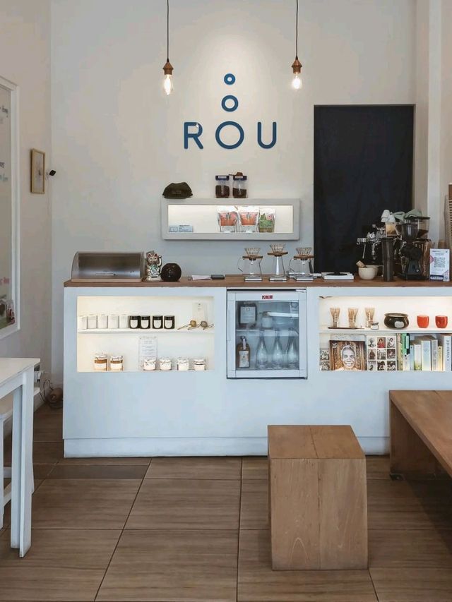ROU Cafe