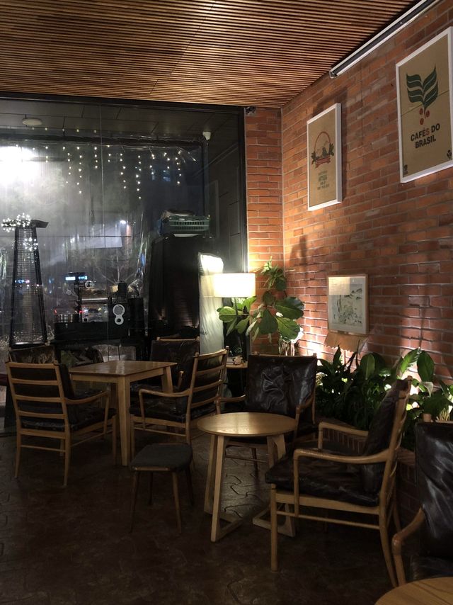 미사에서 따뜻한 분위기의 카페에서 실내데이트하고 싶다면 ☕️❤️‍🔥