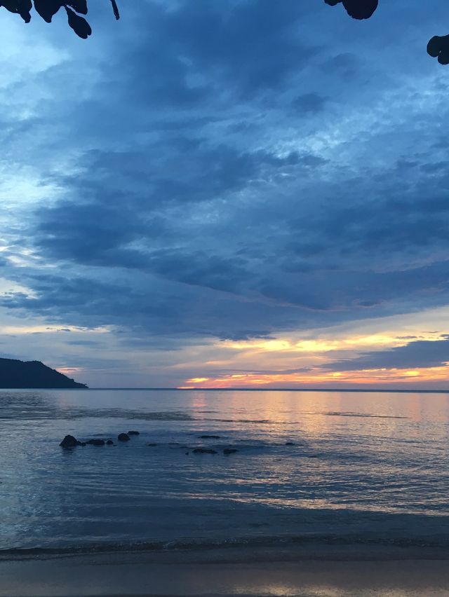 หาดอ่าวยาง ท่าใหม่ จันทบุรี 🏖️🌊🌿