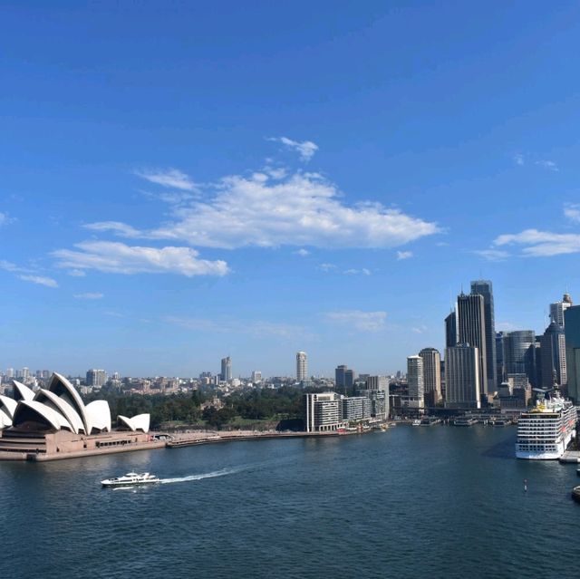 Cosmopolitan and laid-back Sydney