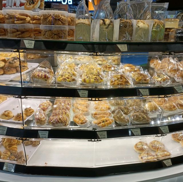 8 Clover Bakery 
