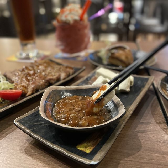 通宵營業👏🏻海旁日式串燒酒吧 
