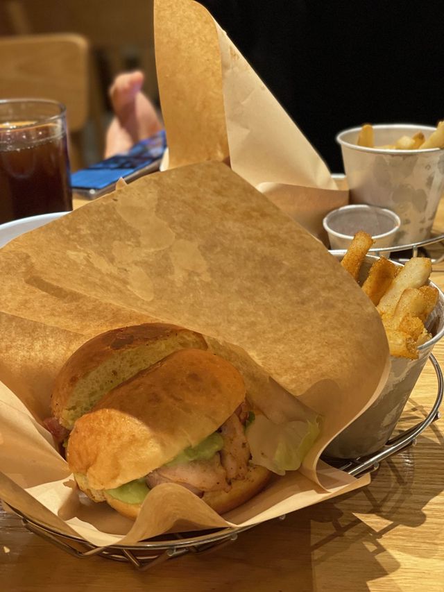&You西式簡餐輕食｜天水圍悠閒清新西餐