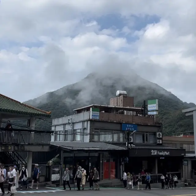 Jiufen old street ช้อป ชิม ชิว