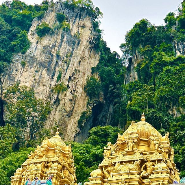 An Amazing Cave In Malaysia🇲🇾