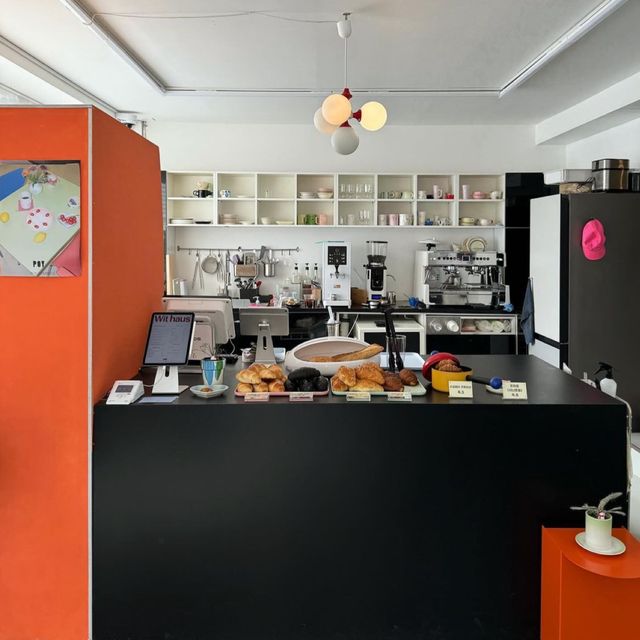 釜山色彩繽紛咖啡店，超好拍的！