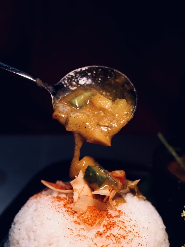暗黑系咖啡店，美食咖啡有驚喜