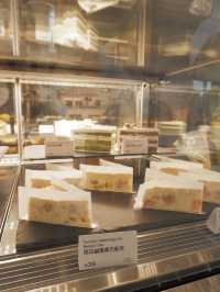 深圳海邊咖啡店，環境棒但咖啡和食物敷衍了事 