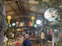 “เก๊าบ่ะต๋ากบแก้มแดง” ร้านอร่อยในเชียงใหม่