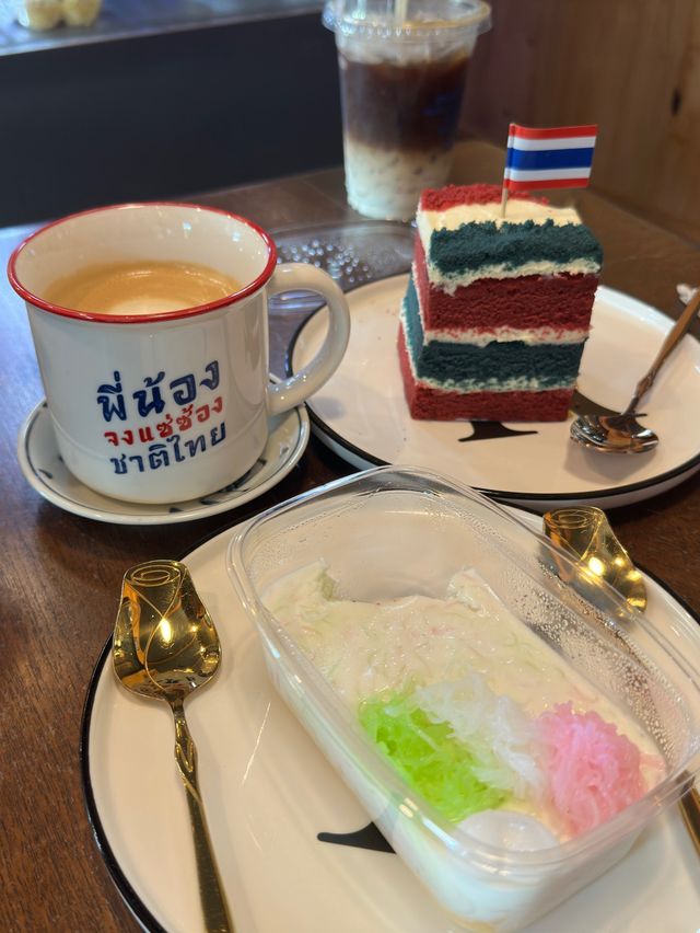 📍“ภักดีคาเฟ่” Pak Dee Cafe Coffee&Bakery