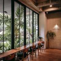 RAWR CAFE คาเฟ่สวย บนพื้นที่สีเขียวใจกลางสุขุมวิท
