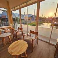 Bunny shake cafe