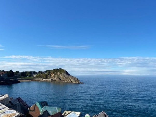스페인 북부 항구도시 Llanes