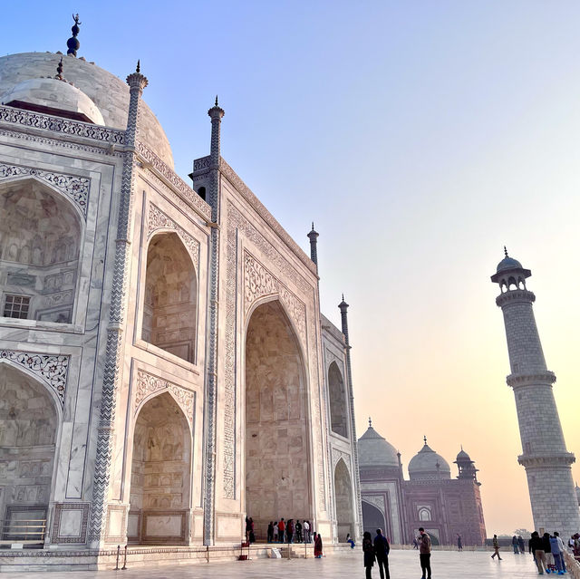 ♥️ Visiting the most romantic building in the world: Taj Mahal 🕌✨