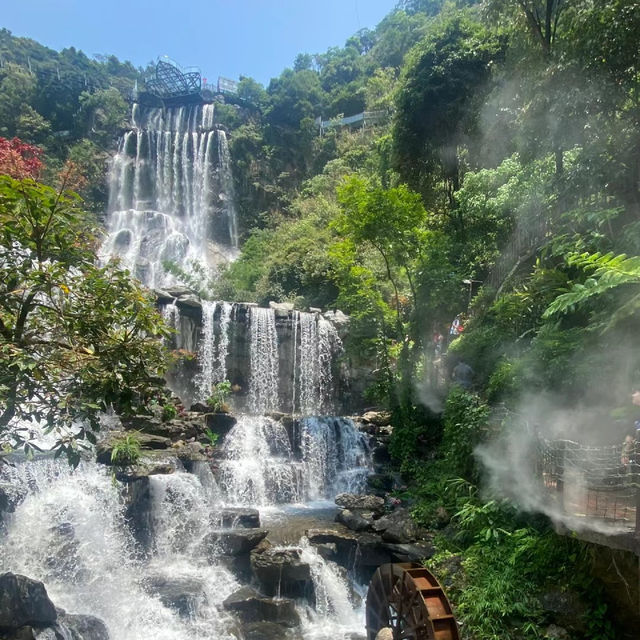 【臺北景點】滿月圓瀑布：壯麗水簾