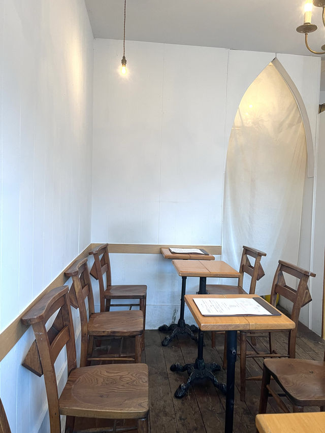 【福岡カフェ】個性的な店主さんのいる濃厚チーズケーキが絶品のお店✨