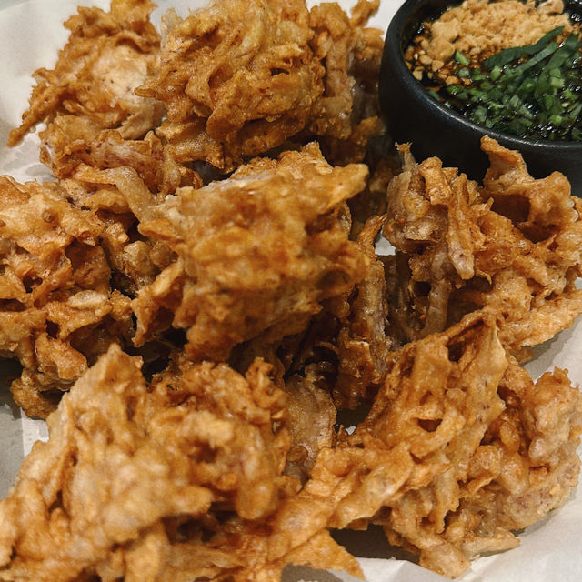 T21泰式美食必吃!KUB KAO KUB PLA 吃飯吃魚 