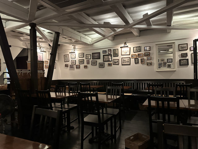 京都・鴨川。カジュアルに川床体験『Kawa Cafe Kyoto』