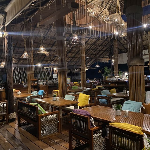 【北碧府兩天一夜之旅】入住評價超高水上屋住宿，與附近景點