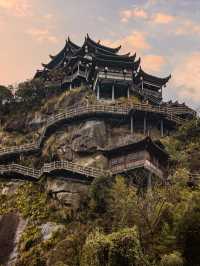 หุบเขาเทวดา สถานที่ท่องเที่ยวระดับ 4A อายุ 2,000ปี