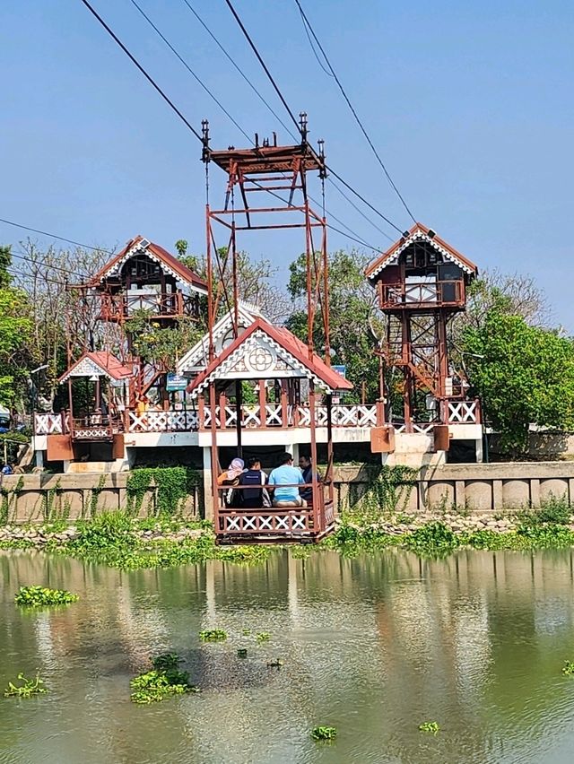 เกาะลอยน้ำอยุธยา "รักษ์บางปะอิน"