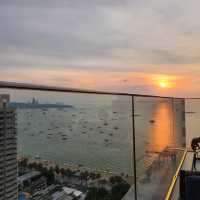 🥂Rooftop Terrace, Holiday Inn, Pattaya