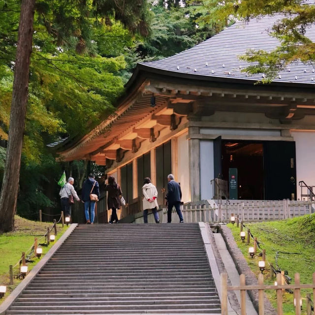 「日岡神社」神秘古樸