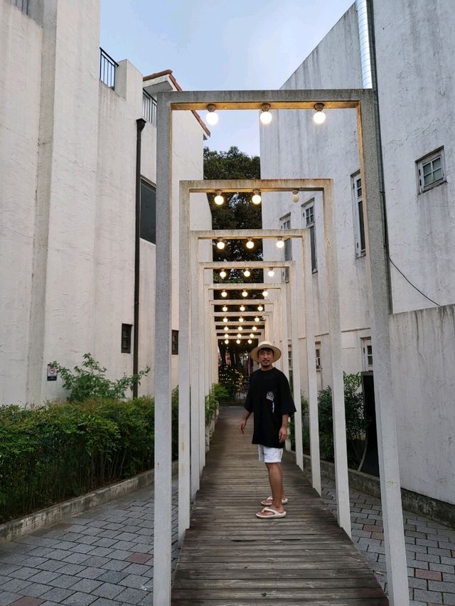 한여름의 크리스마스를 즐길수 있는 메타프로방스