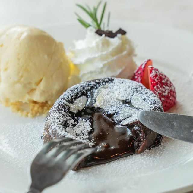Bat Tales Cafe & Restaurant Khaoyai