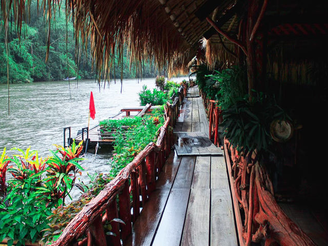 รีวิว River Kwai Jungle Rafts 🌳 (ธรรมชาติสวยงาม) 