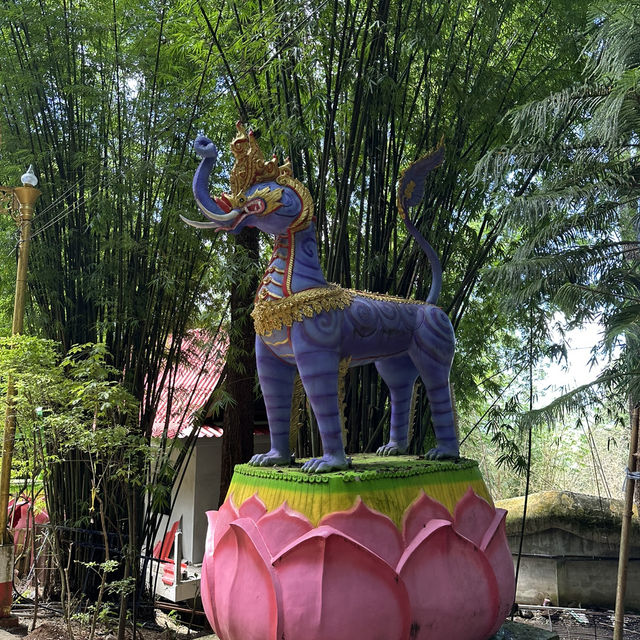 วัดที่สูงที่สุดในประเทศไทยทางขึ้นผ่าน 111 โค้ง