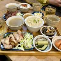 慢煮日式洋食．親民溫馨小店