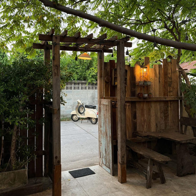Becozyrest.cafe
