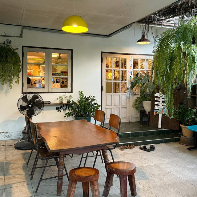 Becozyrest.cafe
