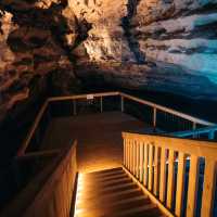 南澳洲甘比爾山洞穴Engelbrecht Cave