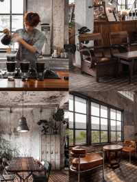 De-Po Cafe. 