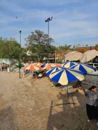Tiny island cafe : Bangsaen 
