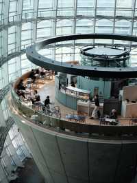 穿梭於藝術與電影的浪漫空間—國立新美術館🇯🇵參訪體驗