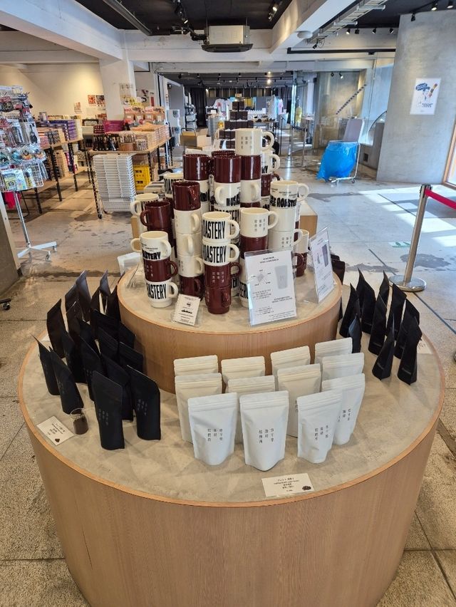 Kusasenri Coffee Roastery ☕️