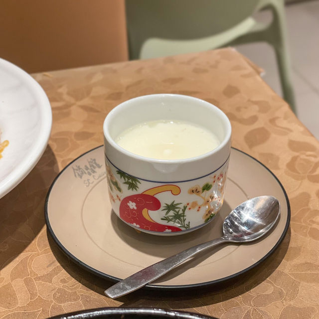 旺角｜點心小菜都有。鋿晶館