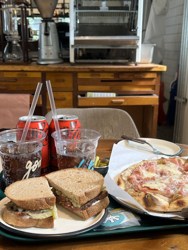 핫한 문래 여행지 고트델리 문래 🍔🍕