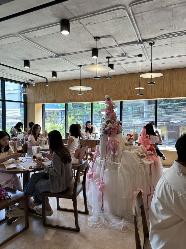 คาเฟ่สายหวาน แถวสุขุมวิท 49🍓🍰