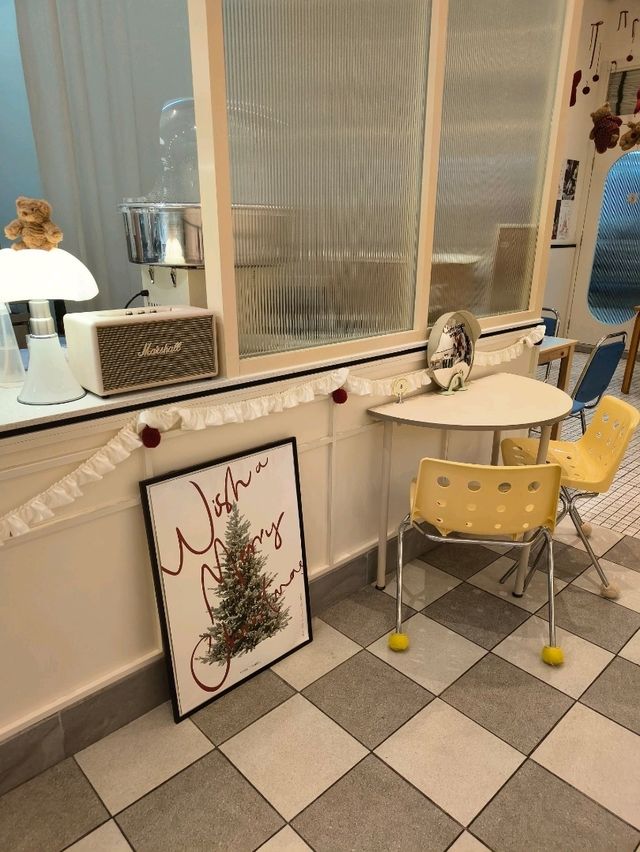 The Cutest Bakery Café in Korea