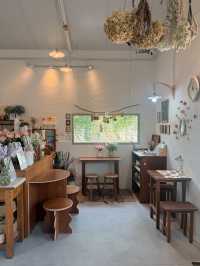 ร้านดอกไม้และคาเฟ่ย่านเมืองชลบุรี