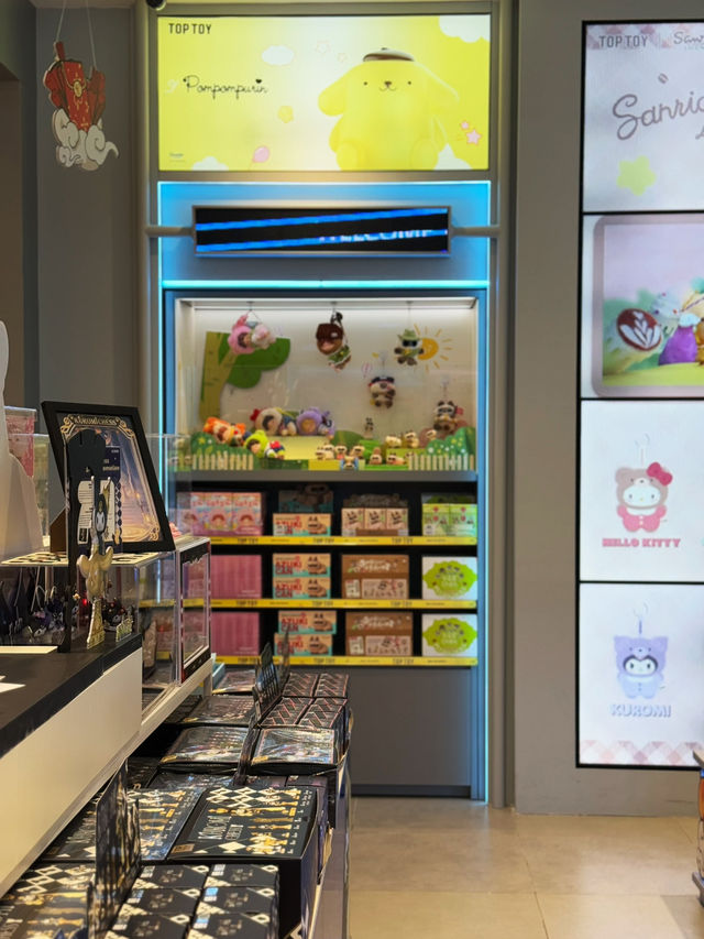 Another Top toys shop in Kuala Lumpur 🧸🚂