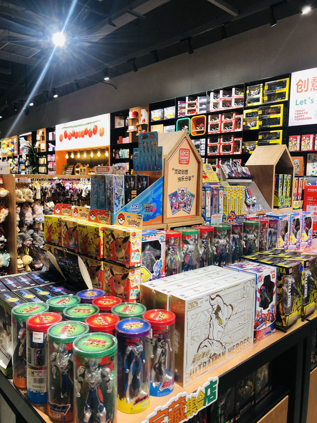 很多不同種類的精品,文具很吸引哦🤩 很多不同種類的精品,文具很吸引哦🤩